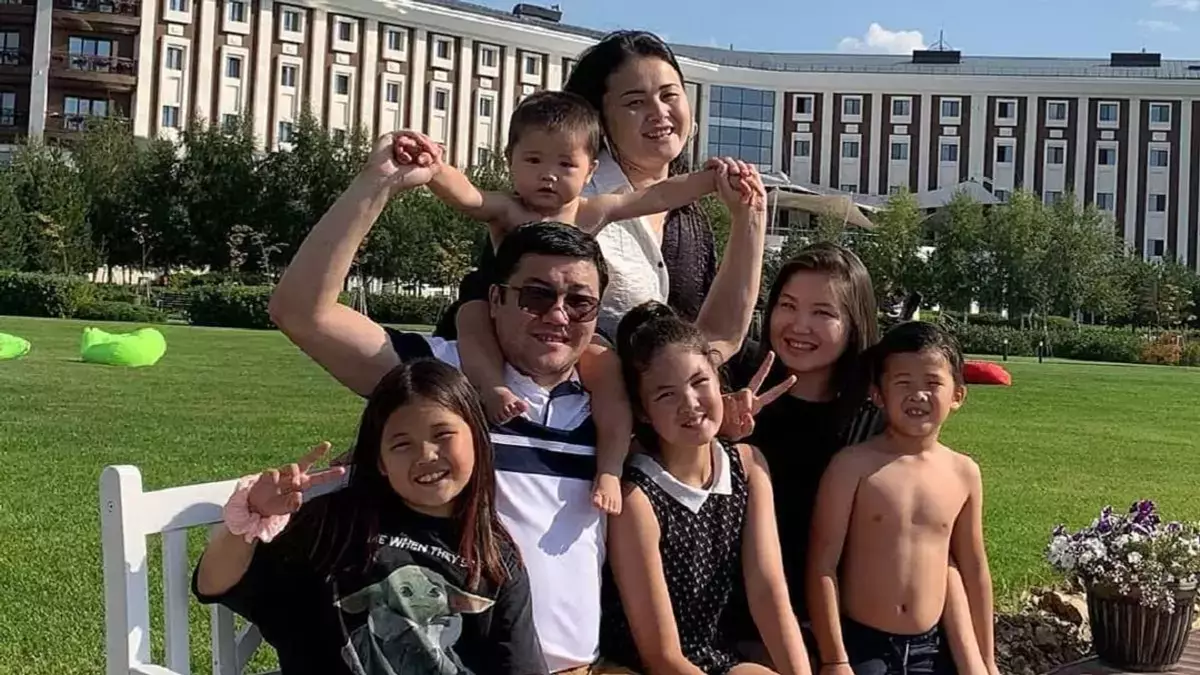 «Балаларымды жақсы көремін»: Әзілкеш Тұрсынбек Қабатов маңызды мәлімдеме жасады