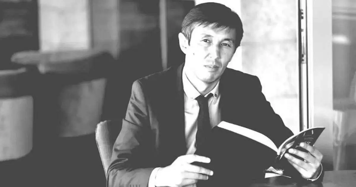  Журналист Азат Рыстанбек өмірден өтті 