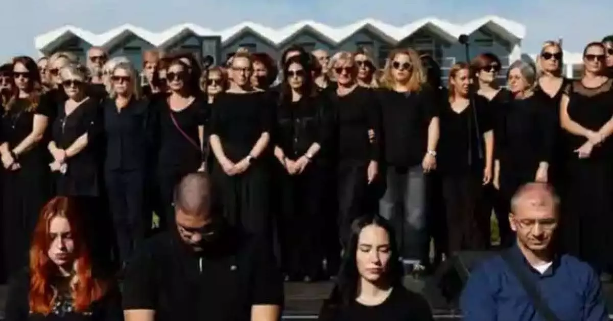  Сербияда мыңдаған адам митингке шықты 