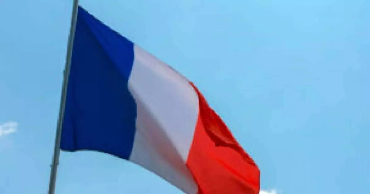  Франция 2026 жылы Украинаға қолдау көрсету үшін әскерін жіберуге дайын 