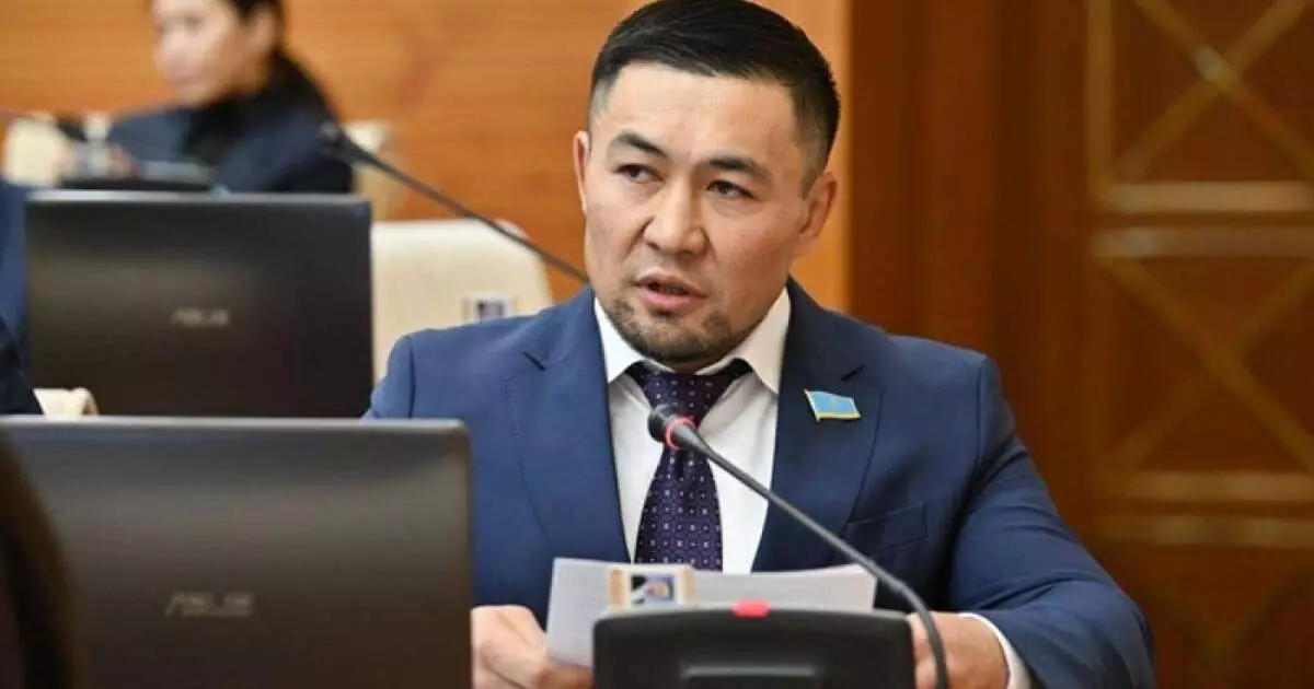  Ардақ Назаровты мандатынан айыруға ешкім хабарласпаған 