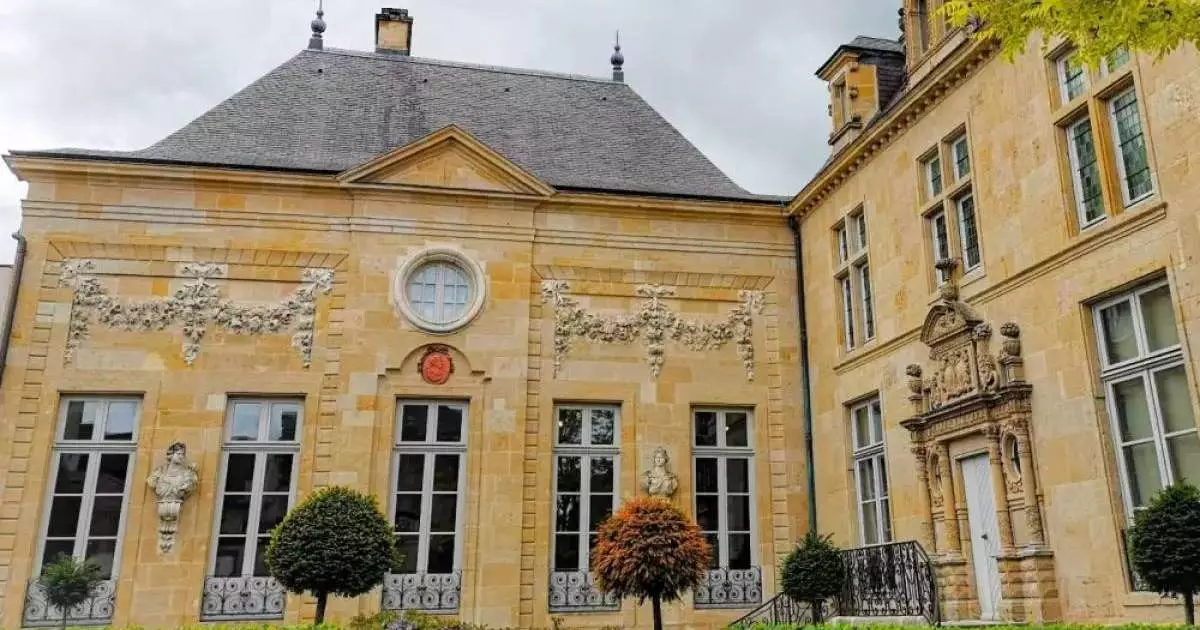  Францияда тағы бір музей тоналды 