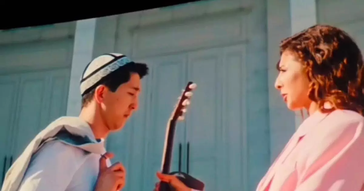   «Бақыт құшағында» Парижде «Үздік дебют» атанды   