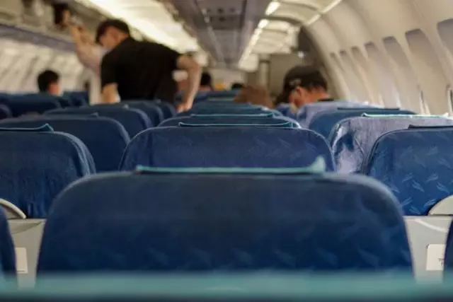 Астанадан шыққан ұшақ әуежайға қайта оралды