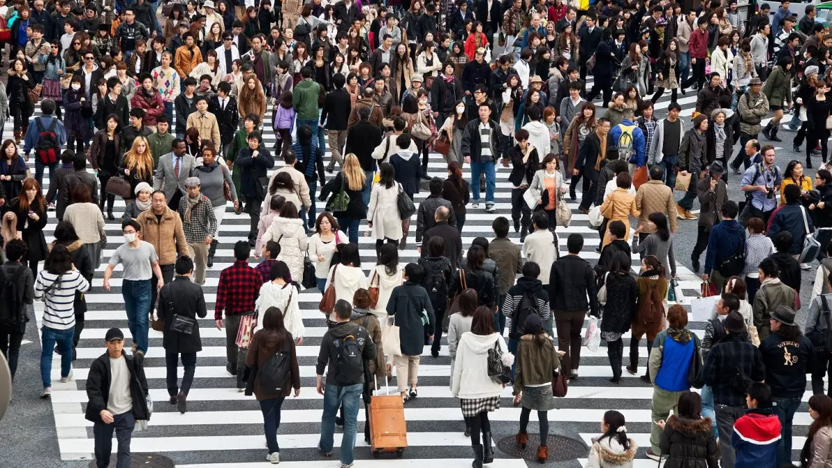 2025 жылы Жер халқы 82 миллион адамға артты