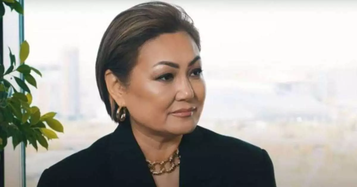  “Сен осы жерден тоқта”: Дана Нұржігіт Мөлдір мен Тұрсынбектің қарым-қатынасына пікір білдірді 