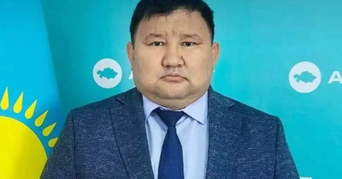  Бала зорлады деп айыпталған Amanat партиясының мүшесі жәбірленуші баланың туысы болып шықты 