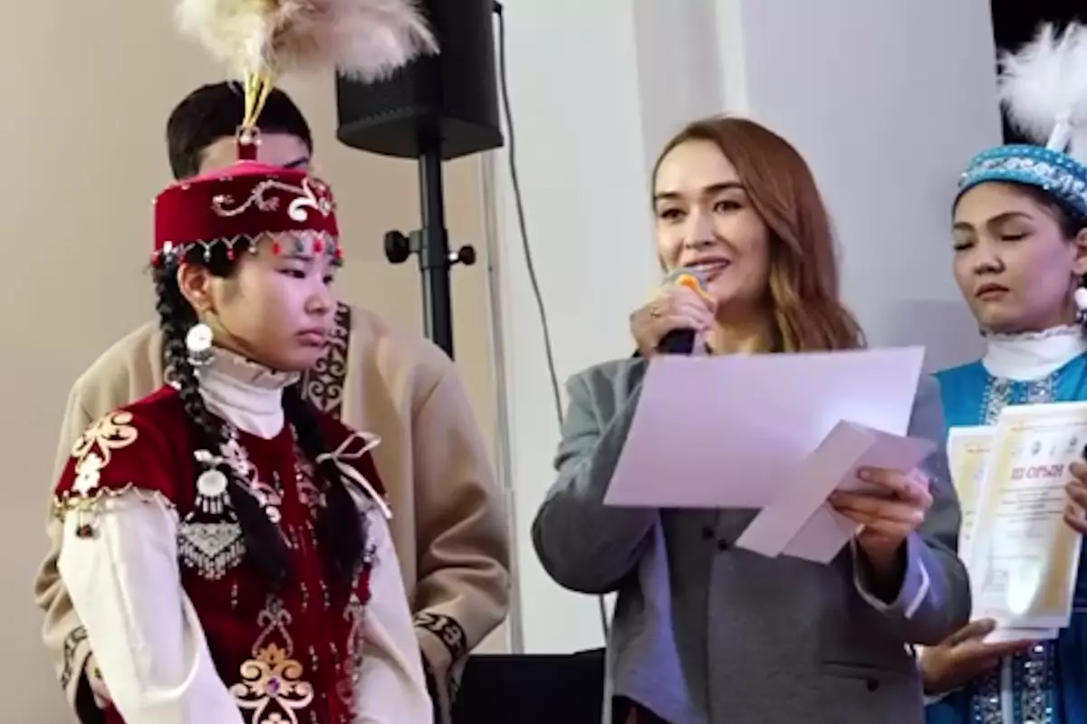 В Атырау прошёл конкурс, посвящённый отцу невестки Розы Рымбаевой