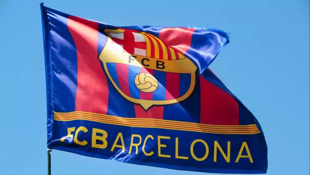 Легендарный игрок "Барселоны" может продолжить карьеру в АПЛ