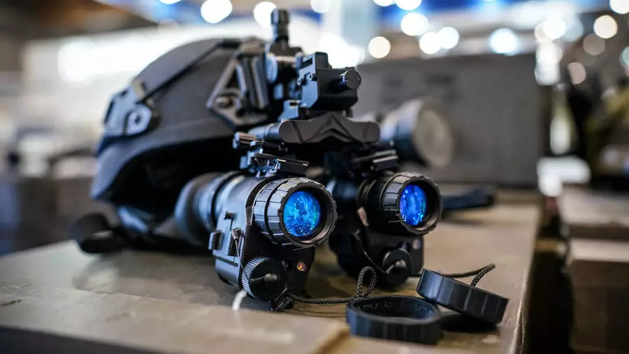 Ғалымдар түнде көру көзілдірігін жасайтын жаңа технология ойлап тапты