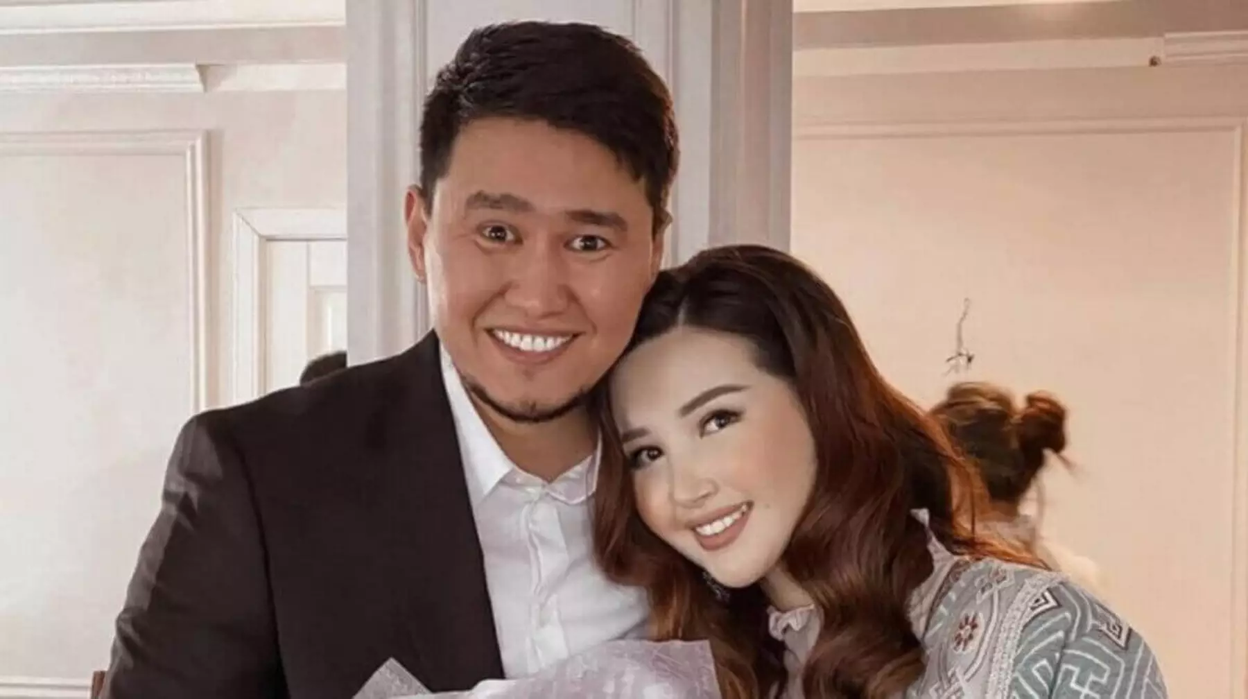 “Ажырасып кеткеніме қуанып отырмын”: Жахан Отарғалиев желідегі жазбасы үшін сынға қалды