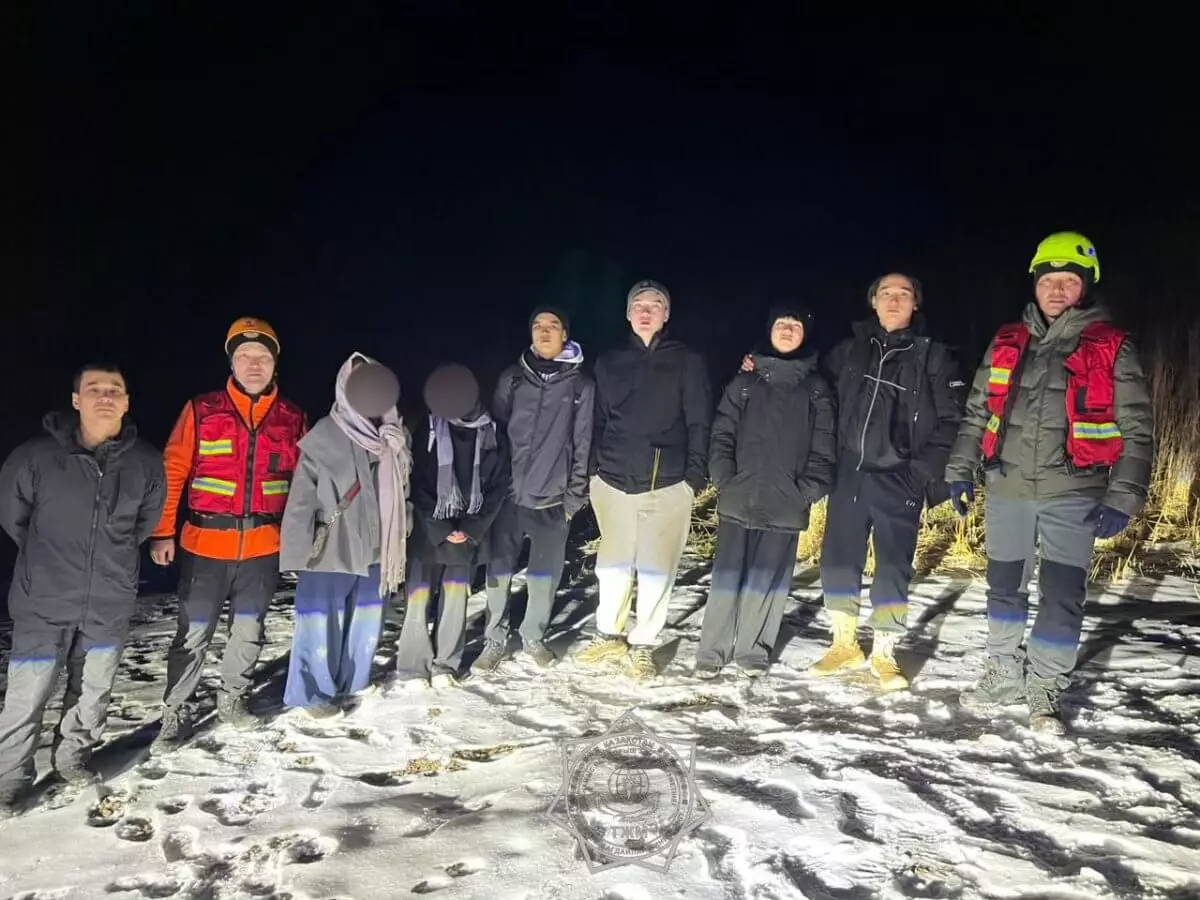 Операция по спасению туристов стала настоящим испытанием для спасателей Алматы