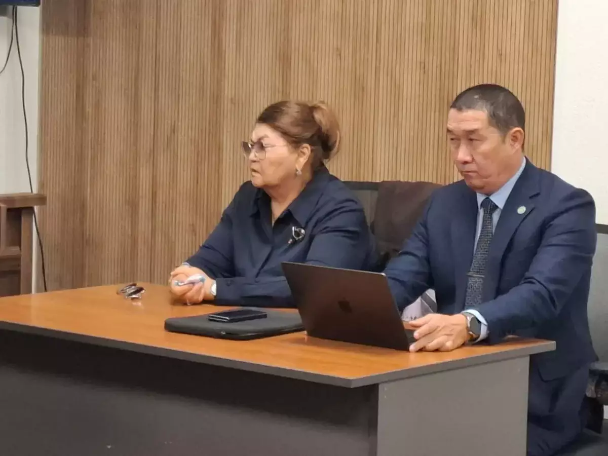 Мать Бишимбаева подала в суд на родственницу из-за 1 млн долларов