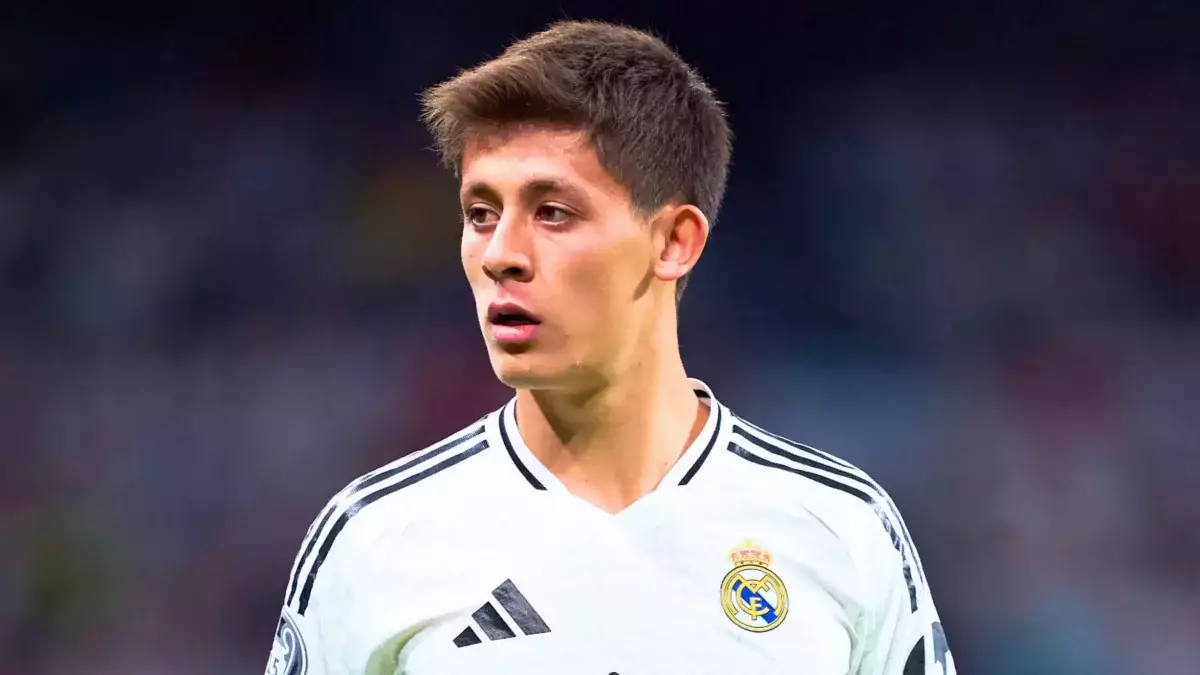 “Реалда” ойнап жүрген Гүлер “Фенербахчеге” қосымша қаржы тауып берді