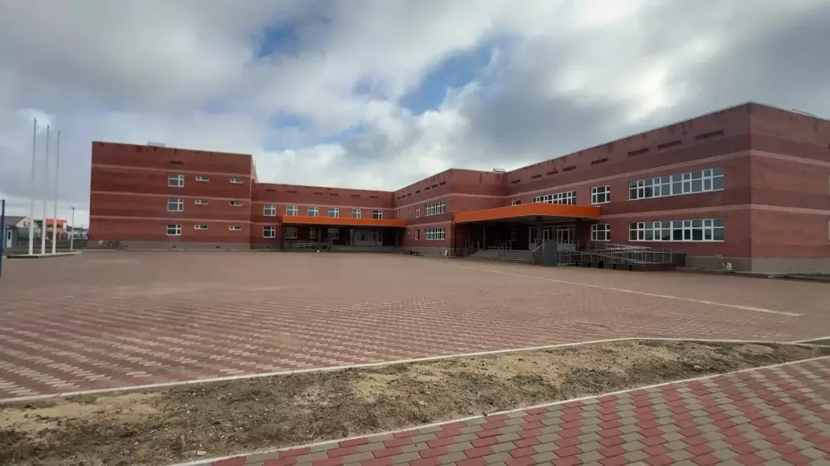 Атырауда үш жылдан бері мектеп құрылысы неге тоқтап тұр