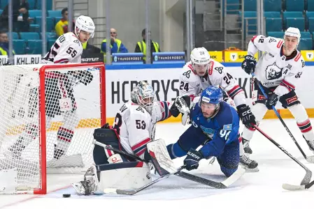 "Барыс" потерпел четвертое домашнее поражение подряд в КХЛ