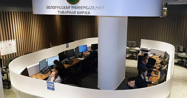 На белорусской бирже начали продавать строительное оборудование из Казахстана.