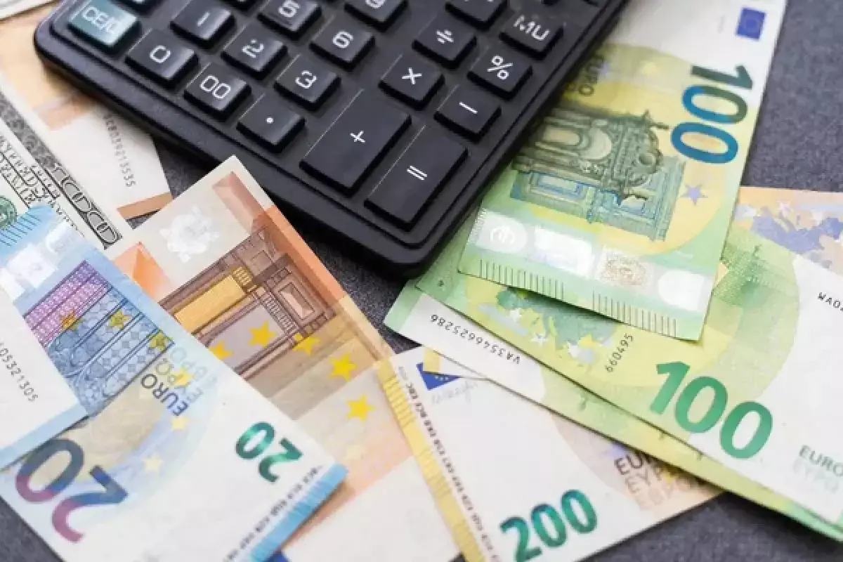 Курс евро и доллара в обменниках Астаны и Алматы 4 ноября 2025