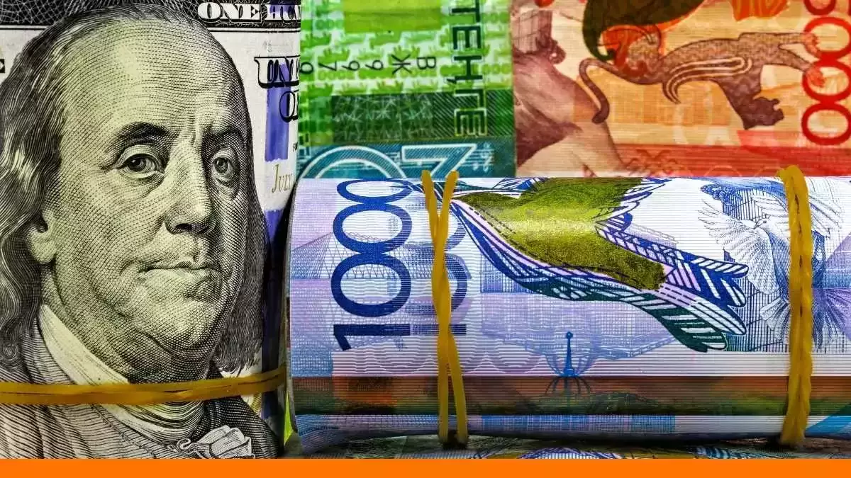 Доллар и евро продолжают дешеветь: курсы валют в РК на 4 ноября