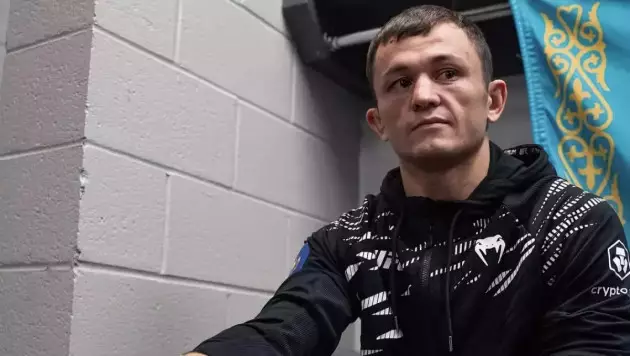 Казах выбрал между Топурией и Нурмагомедовым после нокаута в UFC