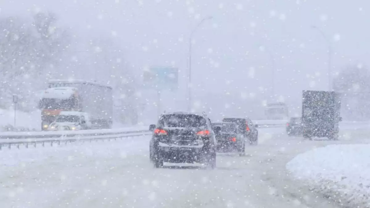«ҚазАвтоЖол»: еліміздің 11 өңірінде ескерту жарияланды