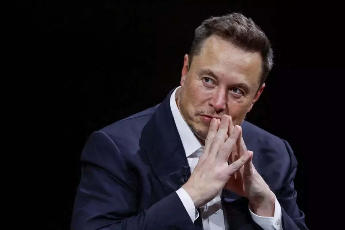 Илон Маск предсказал исчезновение смартфонов к 2030 году