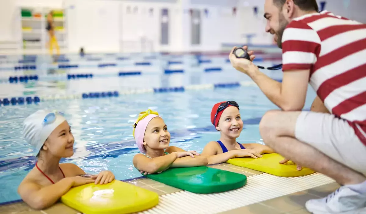 Уроки плавания введут в школах Казахстана