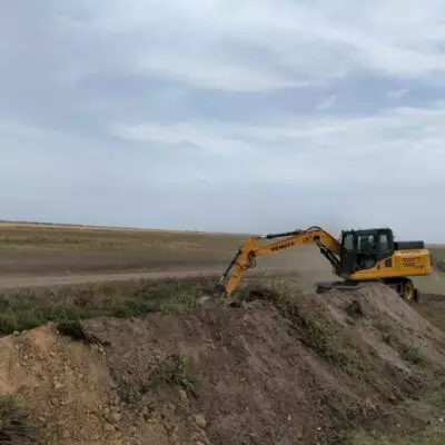 Запад и Актобе укрепляют берега и расчищают русла рек перед весенним паводком