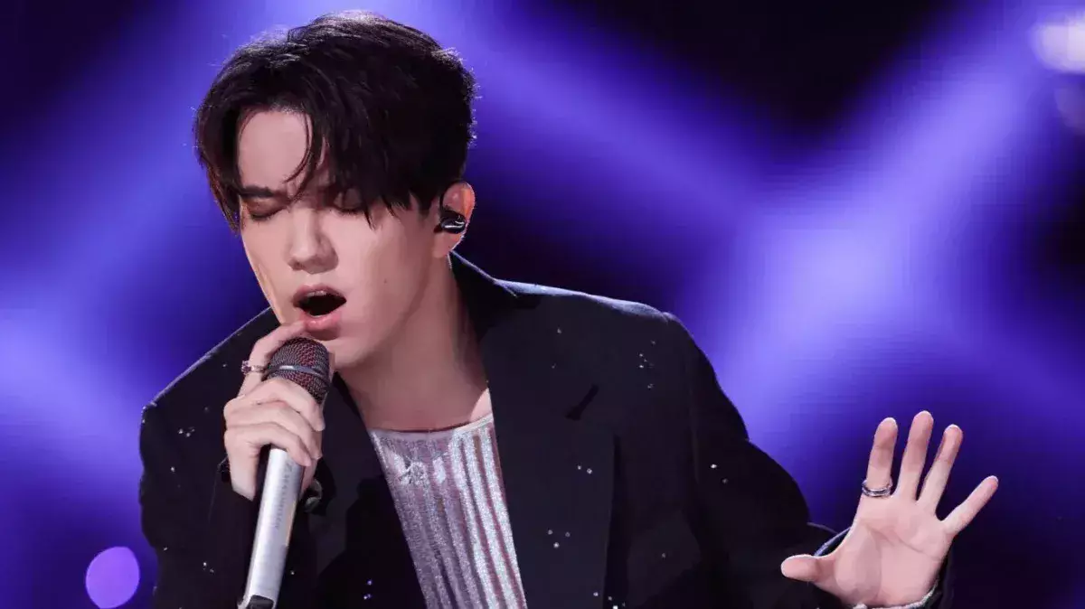 «Сирек кездесетін жаһұт»: Вьетнамдық журналистер Димаш Құдайбергенге таңғалып жазып жатыр