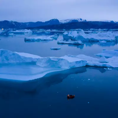 Крупный ледник стремительно тает в Антарктиде