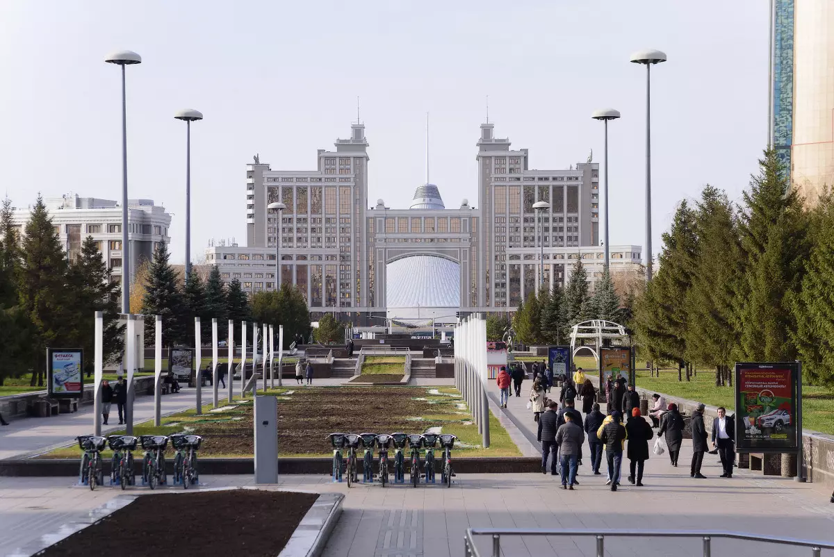 Долгая жизнь в мегаполисах: где казахстанцы живут дольше всего