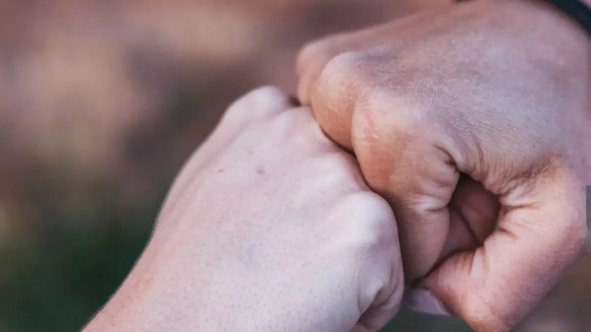 Балалар қудалауға ұшырап, қараусыз қалуда: Комиссия қиын жағдайға тап болған отбасыларды бақылауға алды