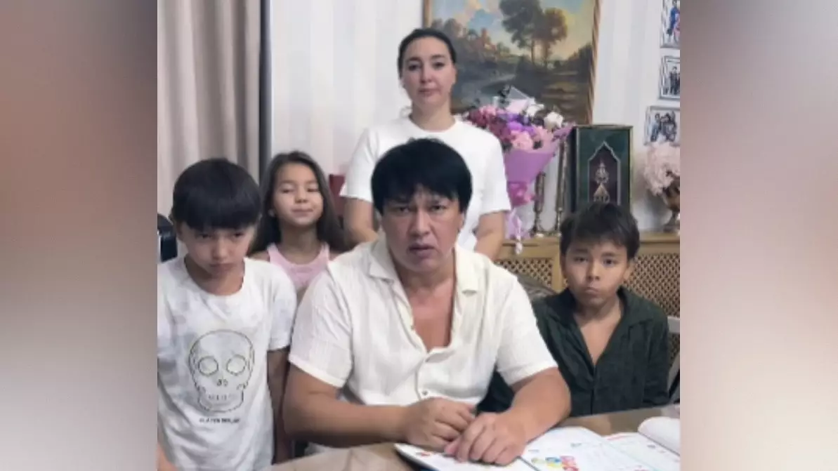 «Сделайте счастливой хотя бы одну женщину»: певец Беркут раскритиковал сторонников многоженства