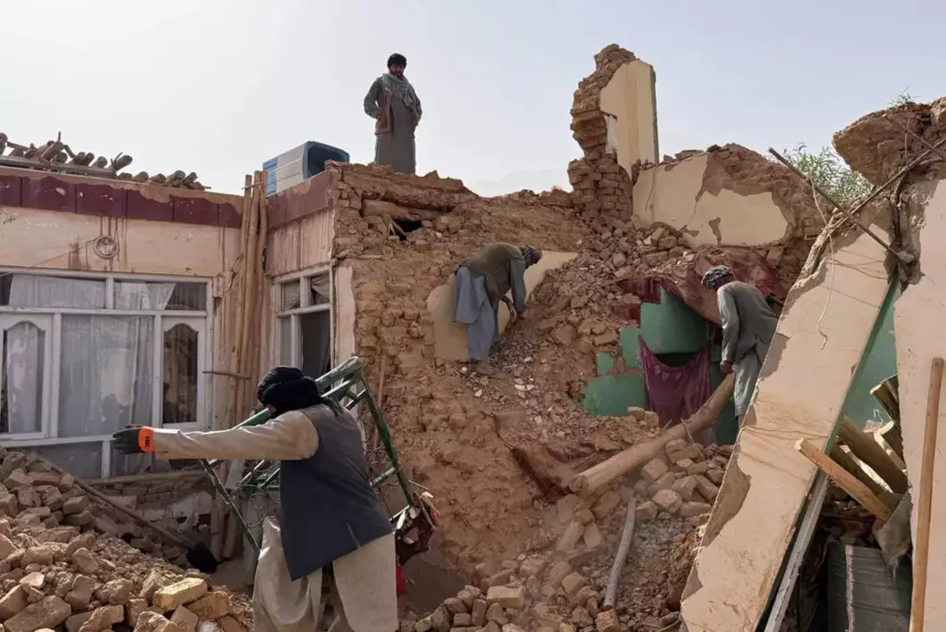 24 человека погибли в результате землетрясения на севере Афганистана