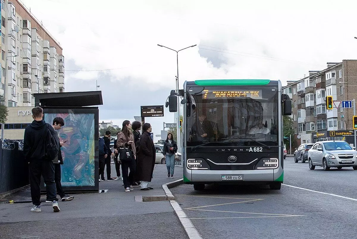 Информацию о проездных на 6 месяцев для Астаны прокомментировали в CTS