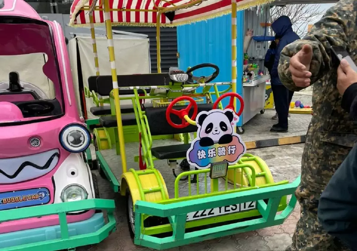 «Может остаться инвалидом»: подросток из Актау получил серьезную травму в парке «Акбота» - новости на Lada.kz 04.11.2025