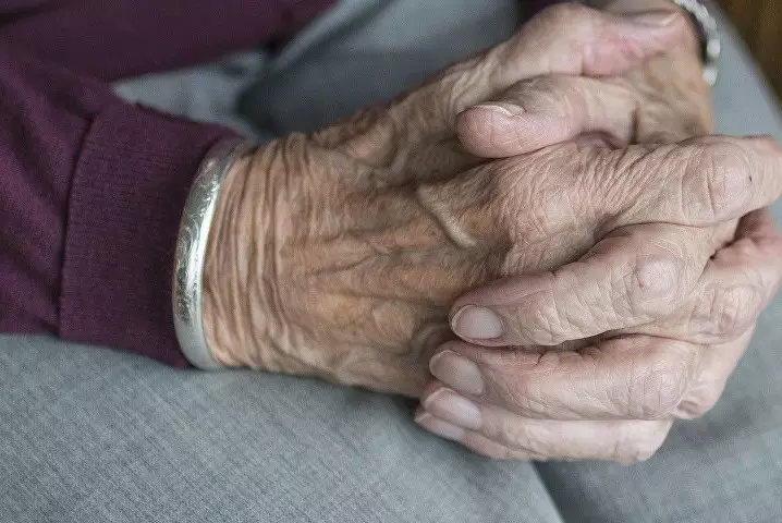 Мошенники обманули 87-летнего пенсионера на 39 млн тенге в Астане