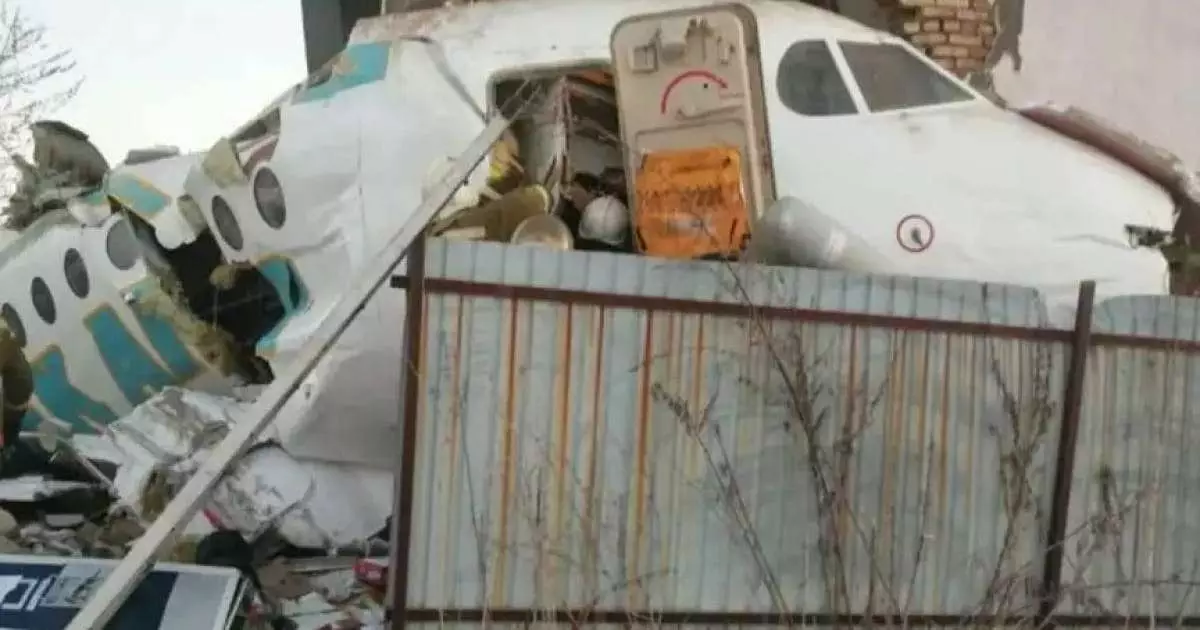  Bek Air сотында ұшқыштардың әйелдері тағылған айыпқа наразылық білдірді 