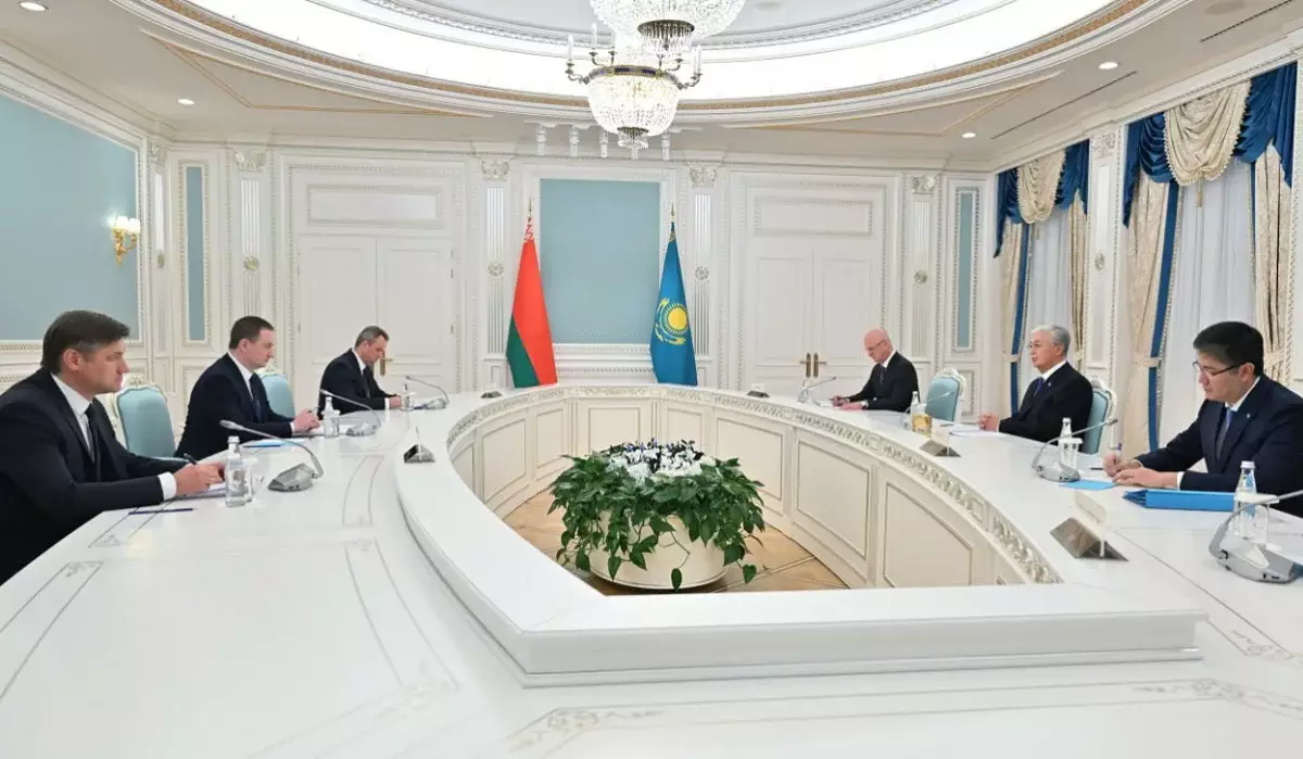 Тоқаев Беларусь премьер-министрін қабылдады: екі ел арасындағы сауда айналымы 20 пайызға артты