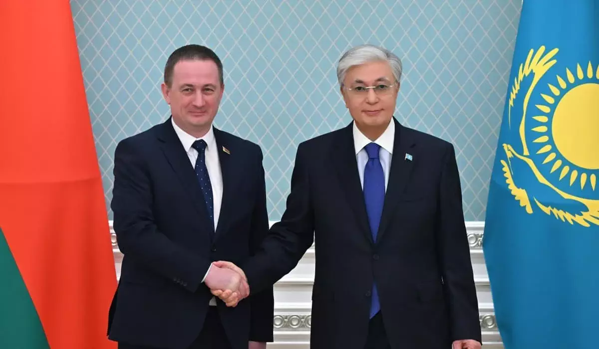 Токаев провел встречу с премьер-министром Беларуси в Акорде