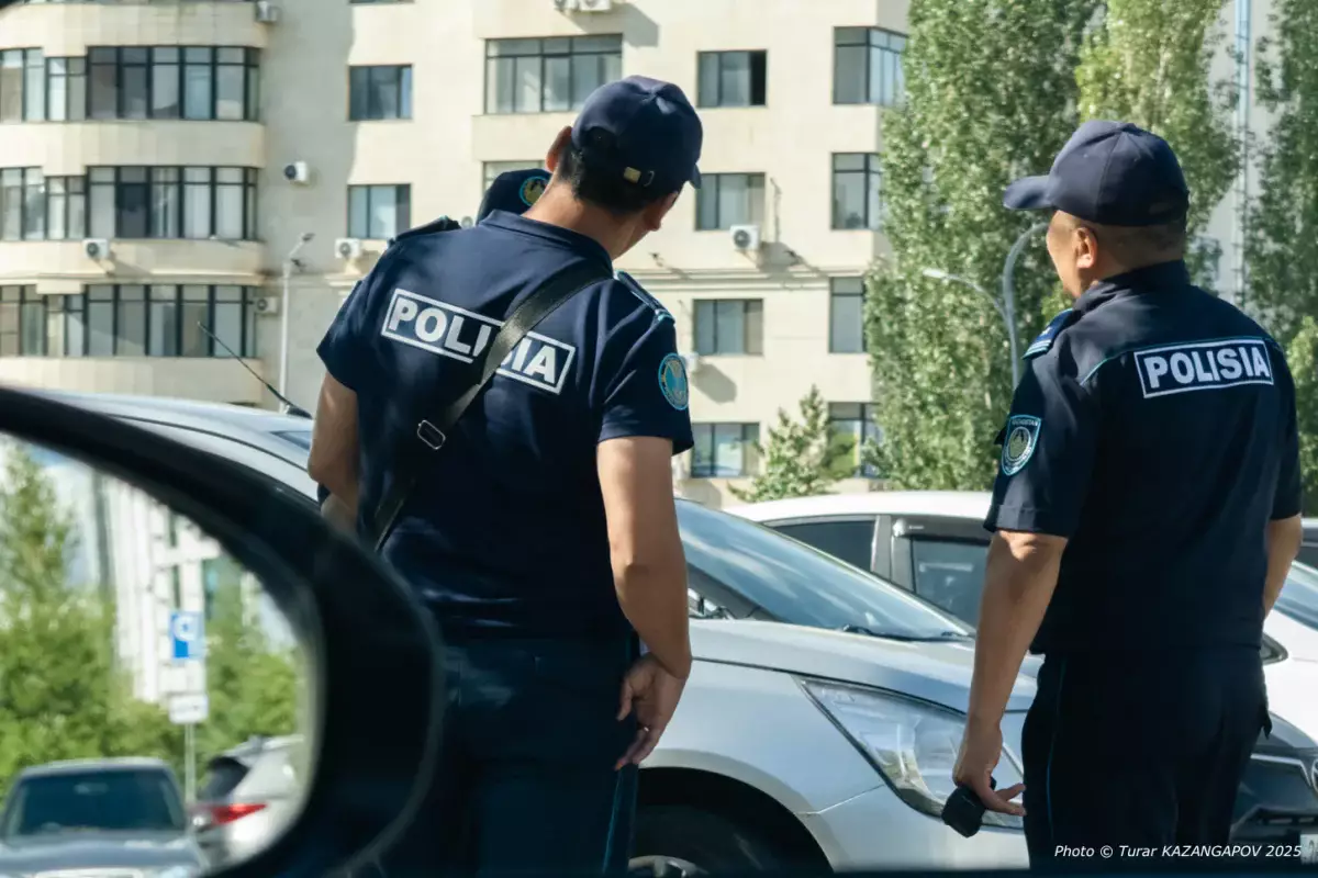 В Астане задержали судью, ехавшую пьяной за рулем