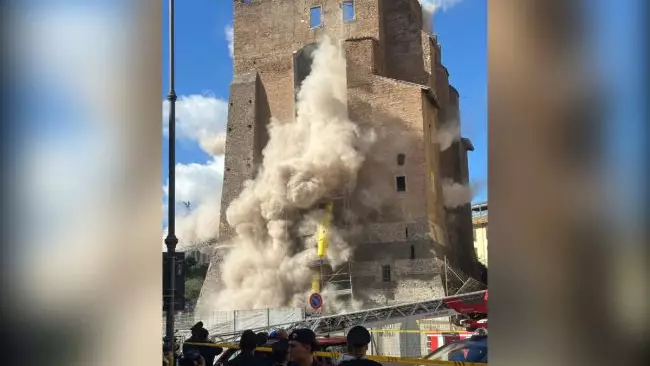 Римдегі сұмдық апат: 8 ғасырлық тарихы бар ғимарат опырылып түсті (ВИДЕО)