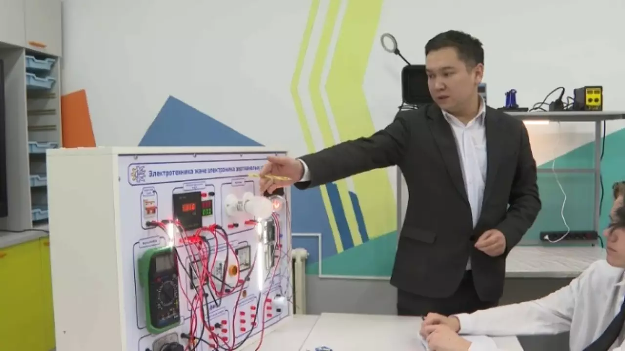 В колледжах Актобе обновляют учебную базу