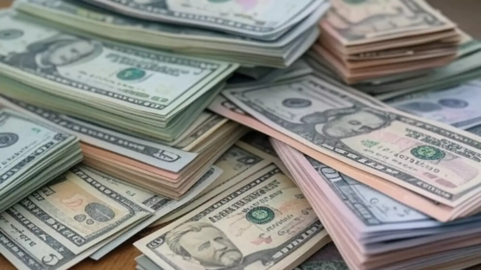 Денежные переводы из Казахстана в Грузию сократились в сентябре.