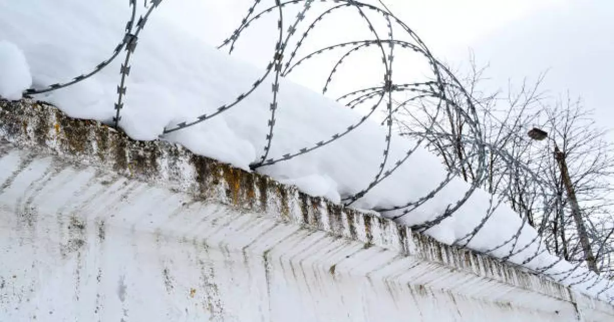   "Діни-экстремистік сипаттағы материалдарды жіберіп отырған": Семейде түрмедегі тұтқынға жаңа үкім шықты   