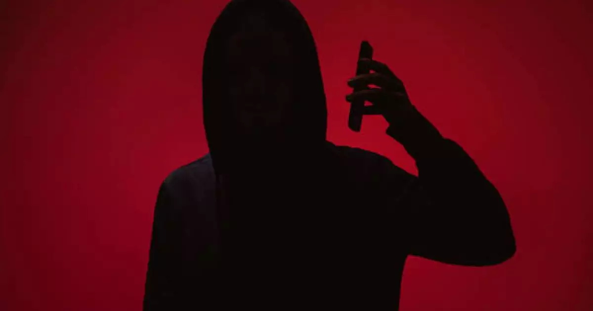  Көкшетауда алаяқтар екі зейнеткерден 7,7 млн теңге алып кеткен 