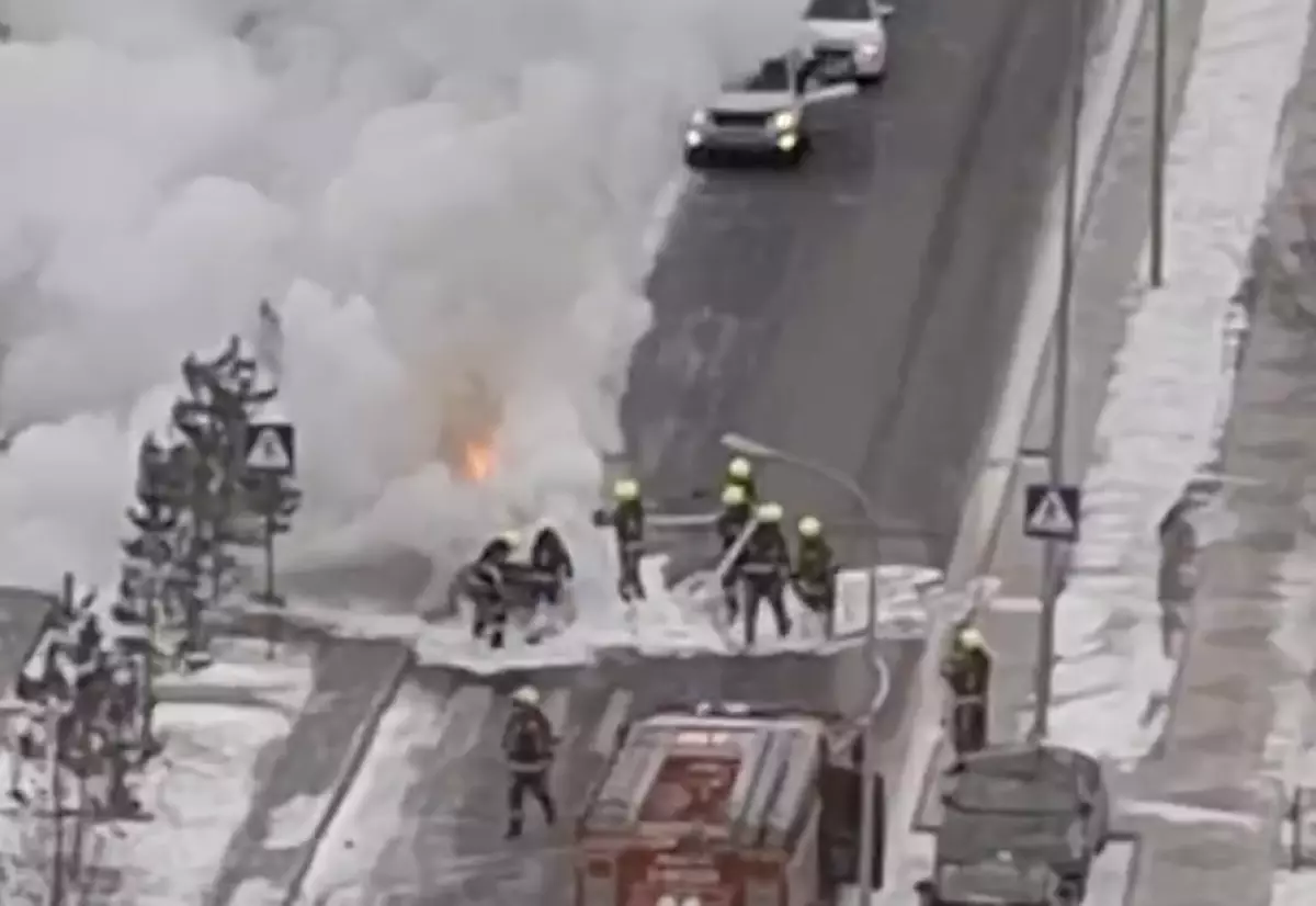 Астанада автокөлік жанып кетті