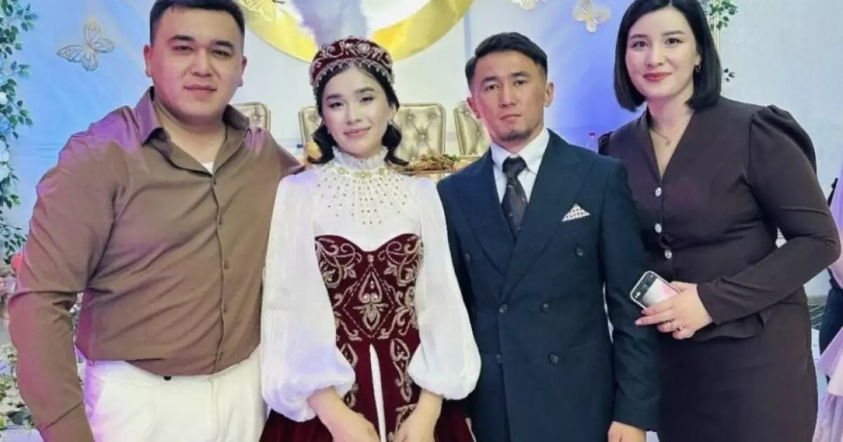  `Үш рет кездесіп, үйлендік`: Махмұд Сабырханның екінші әйелі шындықты айтты 