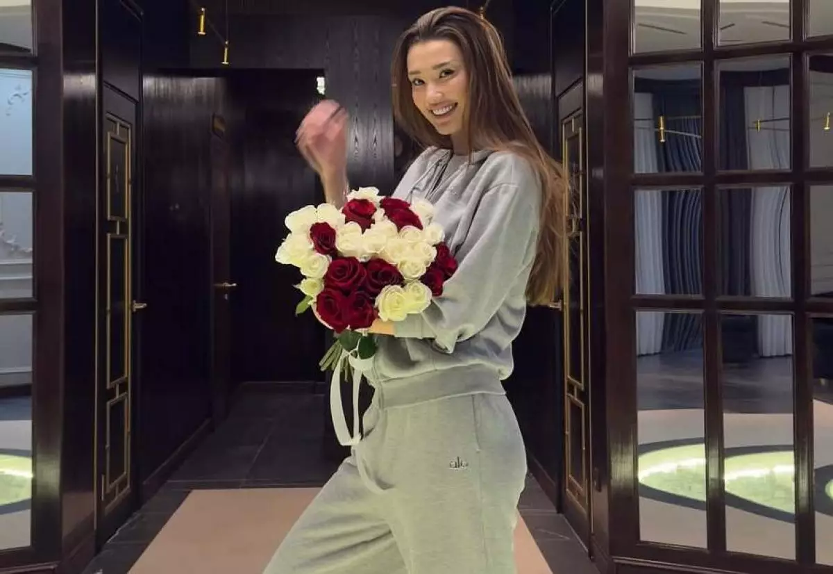 Сабина Алтынбекова празднует день рождения