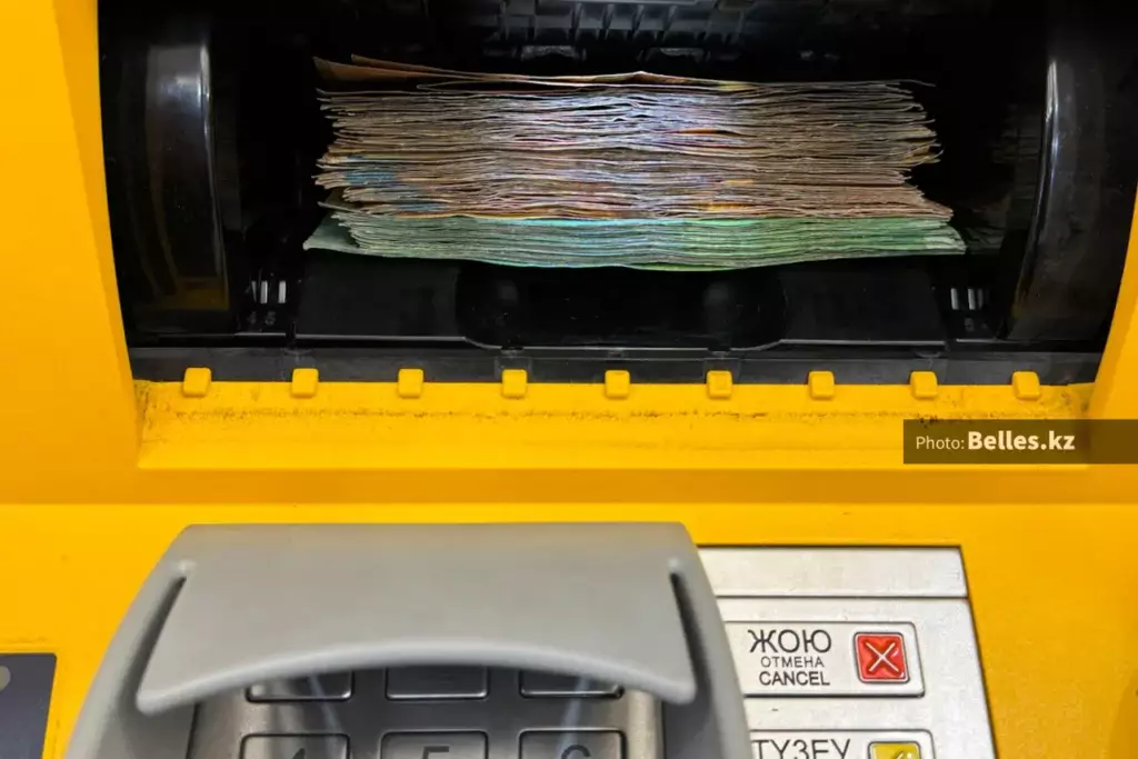 В Казахстане могут снизить ставки по потребительским кредитам до 35%